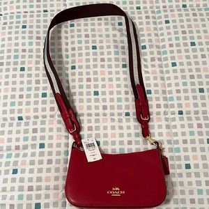 Coach Jes Baguette Crossbody Pebble Leather (Gold/1941 Red).  New with Tag